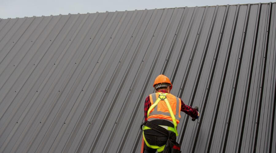 Professional gutter cleaning in Angora, MN